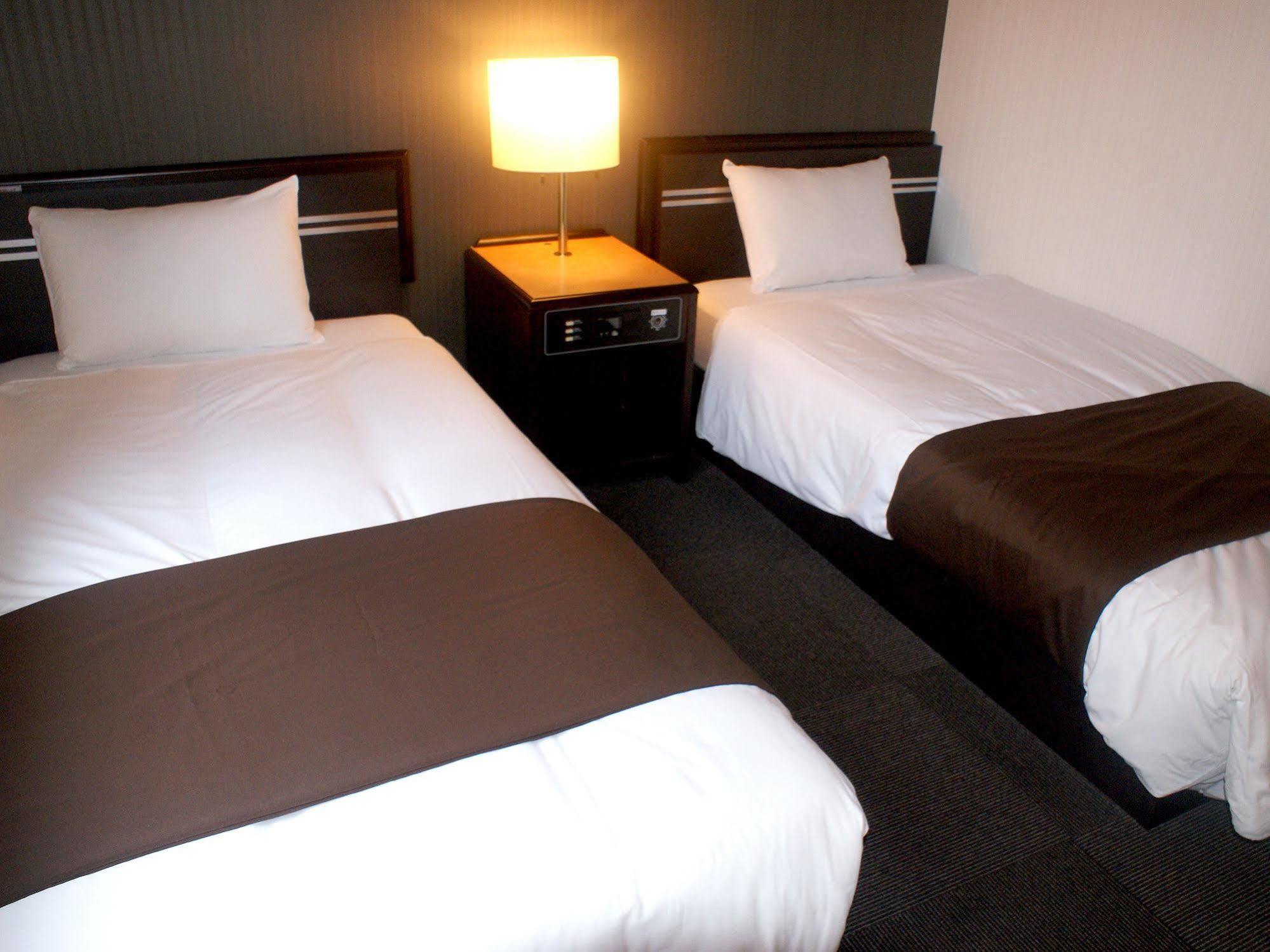 Hotel Livemax Budget Naha Exterior foto