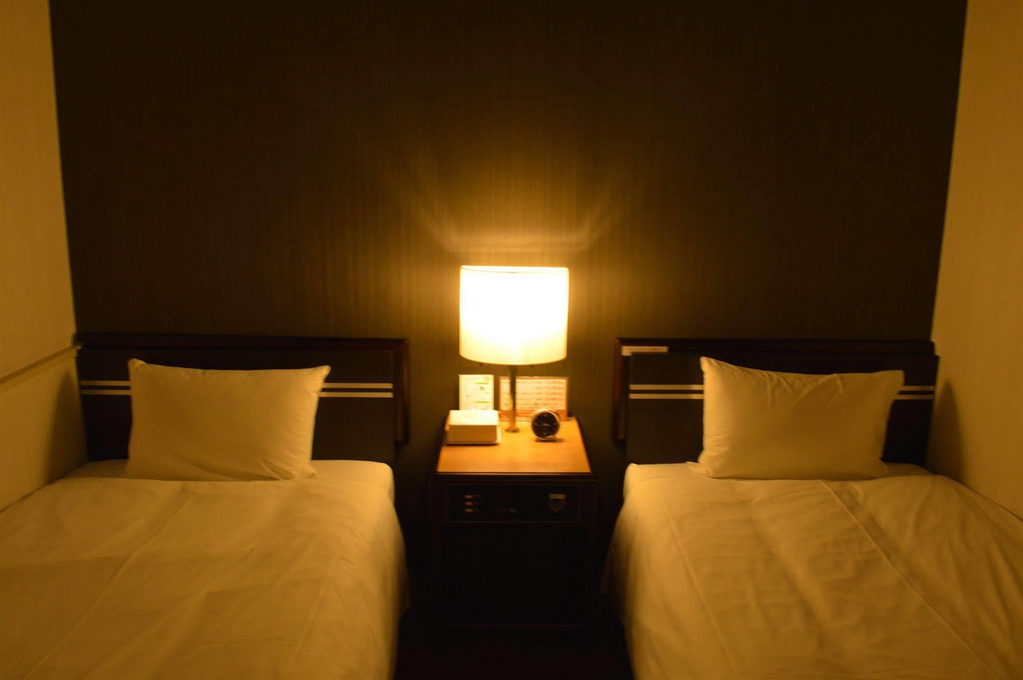 Hotel Livemax Budget Naha Exterior foto